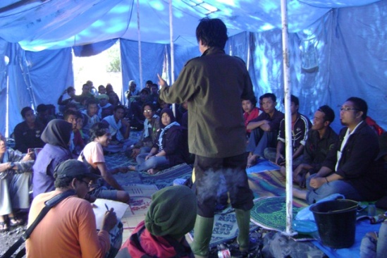 Posko Rantau Payang bersama team relawan dari Unimal Lhoksumawe